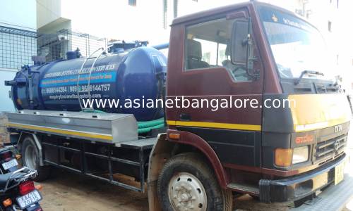 sewer jetting vehicle